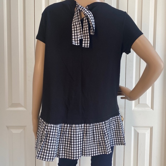 Halogen Womens Size Large Black & Checkered Cute Tee. Ruffle. Great Material. - Picture 6 of 11